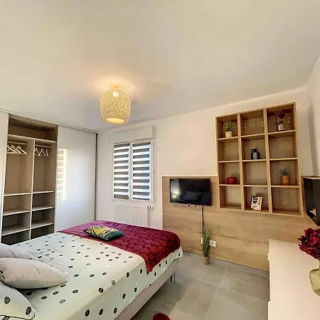 Avec Tres Jolie Vue Apartman