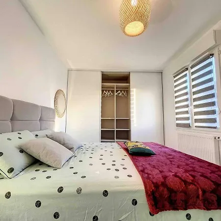 Apartament Avec Tres Jolie Vue Ajaccio (Corsica)