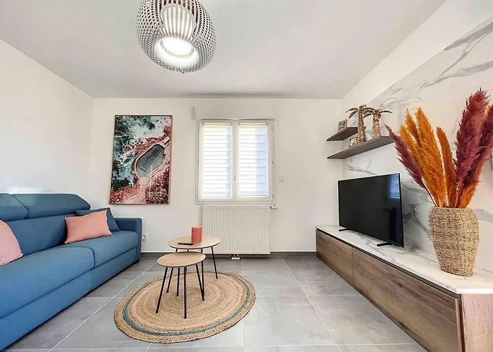 Avec Tres Jolie Vue Apartment *