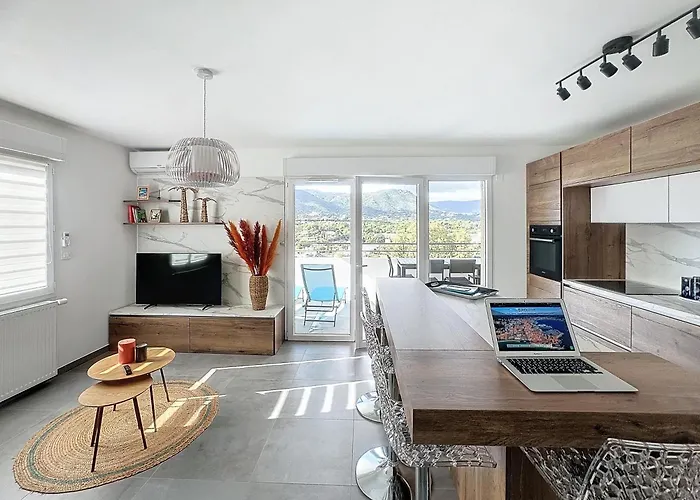 Apartment Avec Tres Jolie Vue